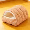 Nido Grueso para Gatos para Calidez Invernal, Tipo Cerrado para una Sensación de Seguridad, Saco de Dormir para Gatos, Casa para Gatos Mascotas, Cama para Gatos, Nido para Dormir de Invierno