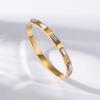Pulsera Cuadrada de Zirconia Exportación Transfronteriza Acero de Titanio Chapado en Oro de 18K Pulsera de Mano de Moda para Ropa de Trabajo Joyería de Mano de Alta Gama