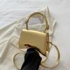 Bolso bandolera de hombro de color liso con textura estilo extranjero 2024 bolso cuadrado pequeño para el día a día este año popular bolso pequeño para el día a día con estampado de cocodrilo para mujer