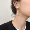 Un Par de Aretes de Borla de Metal con Forma de Hoja para Mujer con un Estilo Nicho Retro, Aretes Simples y Versátiles