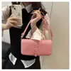 Bolso Pequeño Sencillo de Color Sólido a la Moda para Viajes Diarios para Mujer 2023 Otoño e Invierno Nuevo Versátil de Hombro Cruzado Pequeño Cuadrado para Mujer