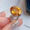Anel de diamante de champanhe requintado de nicho brilhante elegante de luxo leve com anel feminino de 12 quilates Topa Blue Santa Maria
