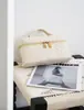 Bolsa para Lonchera de Cuero Genuino de Primera Capa Nivel Mil Yuanes, Bolso Tejido a Mano, Bolso Cruzado de Diseño de Nicho de Gama Alta para Cosméticos