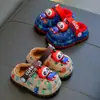 Chinelos de algodão infantis para outono e inverno, unissex, quentes, forrados com fleece, impermeáveis e antiderrapantes, adequados para bebês e crianças pequenas, com design de calcanhar fechado para uso interno