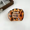 2026 Nuevo Estilo Pinza de Garra Grande Pato Pinza para el Cabello para Mujeres Sensación de Alta Gama Parte Posterior de la Cabeza Moño Pinza de Tiburón Accesorios para el Cabello