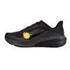 Los tenis para correr Pegasus 42, con una suela de amortiguación de aire de longitud completa, están diseñados tanto para hombres como para mujeres y están disponibles exclusivamente para ventas transfronterizas como calzado deportivo.