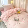 Juego de ropa de cama de tres piezas de algodón puro para dormitorio universitario, sábana individual, funda de edredón, sábana bajera ajustable, ropa de cama modelo nuevo 2026