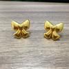 Pendientes de acero inoxidable exagerados con temperamento francés europeo y americano para mujer, pendientes ligeros de lujo de estilo corte combinable, pendientes de alta gama, venta al por mayor
