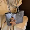 Bolsa Casual Simple de Gran Capacidad para el Trabajo al por Mayor para Mujer Nueva Moda Bolso Tote de Trabajo Versátil para el Hombro
