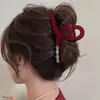 Ano Novo Veludo Vermelho 13cm Grande Grampo de Garra 2024 Outono e Inverno Novo Cabeça de Tubarão Elegante Grampo de Cabeça Acessórios de Cabelo