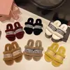 Pantuflas Peludas para Mujer para Uso en Exteriores, Nuevo Estilo Otoño e Invierno 2025, Pantuflas Cálidas Forradas de Felpa, Pantuflas de Felpa con Suela Plana