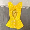 El Colgante de Hello Kitty Se Puede Usar para Vestir el Peluche Muñeco con Ropa, Conjunto de Falda y Impermeable de Puntos
