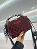 Bolsa de Mão Acolchoada Estilo Tweed para Mulheres 2025 Novo Estilo Elegante Grande Capacidade Ombro Único Versátil Três Maneiras de Carregar Moda