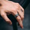 Anillo de onda bañado en plata tailandesa para hombre, diseño abierto, tendencia retro de nicho, anillo único para hombre de alta gama, accesorios al por mayor