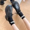 Mocasines vintage de estilo francés con tacón grueso y cordones para mujer, otoño 2024, nuevos zapatos de cuero pequeños de estilo británico de la academia.