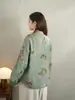 Novedades de otoño: chaqueta de algodón impresa estilo chino retro con cierres de botones, corte holgado, cuello mandarín y diseño de botones frontales, top tipo vestido de té al por mayor para mujer