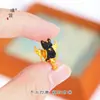 Loja de Ouro Puzuo Mesmo Estilo Ouro Areia Acessórios DIY Pingente Gato Preto Misterioso Contas de Transferência de Gato Material para Fazer Joias para Mulheres