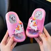 Pantuflas Infantiles Dinosaurio Estilo Nuevo Niños Hogar Interior Antideslizantes Suela Suave Baño Verano Lindas Princesa Dibujos Animados Bebé