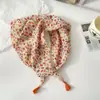 Pañuelo pequeño cuadrado de algodón y lino con borlas de 58 cm Protector de cuello Bufanda suave Pañuelo decorativo para la cabeza Pañuelo floral Retro Pequeño Fresco