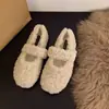 Sapatos fofos femininos 2026 novos estilosos modernos de inverno para uso externo mocassins de pelúcia com uma única tira sapatos Mary Jane