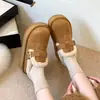 Jialuoya Sapatos Birkenstock de Solado Grosso Feminino Novo Estilo Inverno Plus Veludo Quente Pelo Algodão Sapatos Fivela de Metal Tira Botas de Neve Feminino