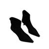 Botas Curtas Femininas Suede Khaki Bico Fino Salto Alto Estilo Francês 2025 Novas Botas Outono e Inverno Estilo Coreano Botas Pequenas Cor Nude