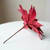 Nuevo producto transfronterizo: Flores navideñas rojas y verdes, tela de terciopelo de alta calidad, flores navideñas pintadas en polvo, decoraciones de flores artificiales tridimensionales de tres capas