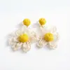 Pendientes de tela vintage con pequeñas flores tejidas para mujer, estilo playero, elegantes, estilo bohemio, con nicho.