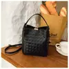 Moda Transfronteriza Bolso Cubo para Mujer 2025 Estilo Nuevo Bolso Sencillo para Mujer Gran Capacidad Bolso Tejido Bolso Cruzado