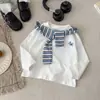 Camiseta Base Bordada con Chal 2026 Otoño Nueva Camiseta Base para Niños Moda Versátil Niños y Niñas Algodón Puro Manga Larga