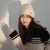 Sombrero otoño e invierno para mujer nuevo yangshang circunferencia de cabeza grande suelto moda estilo coreano para mujer punta cerrada sombrero de lana de punto en stock