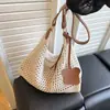 Bolsa de Palha Tecida Vazada Estilo Coreano para Mulheres Nova Coleção Primavera 2026 Bolsa de Ombro de Grande Capacidade Bolsa de Praia para Férias na Praia