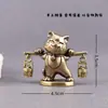 Artesanato de Gato da Sorte em Latão Puro, Gato Pegando Tesouro, Enfeites de Micro-Paisagem para Carro, Pequenos Presentes para Decoração de Casa