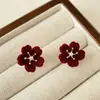 Pendientes de Moda de Lujo Ligero de Gama Alta, Pendientes de Serie Floral Fresca, Pendientes Versátiles Dulces y Delicados de Nicho para el Día a Día