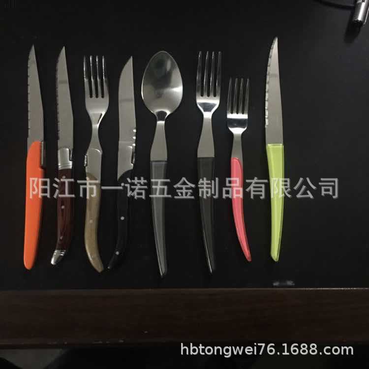 餐具蚊子柄曾纪各以前在万通出的小厨具.jpg