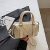 Bolso Pequeño de Moda Urbana para Mujer 2025 Verano Nuevo Estilo Moda Personalizada Acolchado Diamante Bolso de Mano Bolso Bandolera de un Solo Hombro