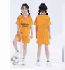 Conjunto Deportivo de Verano Delgado de Secado Rápido para Niños Niñas Camiseta de Manga Corta y Shorts Conjunto de Dos Piezas de Tejido de Punto Moda Ropa de Entrenamiento