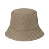 Sombrero de Cuenca Acolchado de Plumas Cruzado de Amazon Estilo Británico Simple Cuadros Tablero de Ajedrez Sombrero de Pescador para Mujer Otoño e Invierno