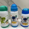 Nova caneca infantil criativa desenho animado portátil com canudo de sucção pote PP à prova de queda à prova de vazamento com alça chaleira