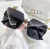 Óculos de Sol Quadrados de Alta Qualidade Sem Aro com Borda Cortada Óculos Estilosos Tendência Cool de Celebridade da Internet para Mulheres com Rostos Grandes Óculos de Moda Emagrecedores