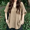 Blusa Leve de Verão 2026 com Proteção Solar Top Transparente Anti-Amassar Decote V Plissada Estilo Delicado Camisa Solta para Mulheres