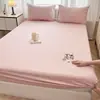 2026 Nuevo Producto Clase a Serie 13376 Estilo Chino Bordado Algodón Puro Sábana Ajustable, Sábana Ajustable y Funda de Almohada Juego de Tres Piezas