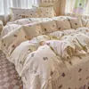 2026 Nuevo Estilo Algodón Puro Borde de Encaje Cubre Cama de Algodón Puro Juego de Colcha de Cuatro Piezas