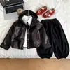 Jaqueta com Capuz Nova Primavera e Outono 2026 para Meninos, Casaco de Couro PU para Bebês Meninas, Jaqueta da Moda Estilo Coreano