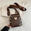 Moda este año popular 2025 verano casual pequeña fresca bolsa para teléfono móvil bolso de mujer nuevo moderno hermoso hombro pequeño bolso cuadrado