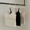 Camisola francesa de encaje sin espalda con sujetador incorporado, una pieza versátil que se puede usar como capa interior, capa exterior o como top independiente, ofreciendo transpirabilidad y un hermoso diseño en la espalda