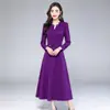 Vestido longo de cor sólida com manga longa para mulheres, temperamento elegante, para mães, primavera e outono, transfronteiriço, largo, acinturado, acima do joelho, corte A