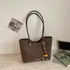 Bolso bandolera de gran capacidad para mujer, bolso de hombro tipo tote de gran capacidad para el verano de 2026, moderno y versátil