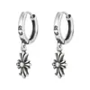 Pendientes de Aro con Cruz y Flor de Iris Estilo Punk Oscuro para Mujer, Pendientes de Moda de Nicho Ins, Exquisitos y Únicos Accesorios para Orejas