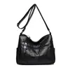 Bolso de Axila 2025 Nuevo Bolso de Mujer Bolso Cruzado de Moda Versátil Multicapa Piel Suave Bolso de Hombro para Mujer de Mediana Edad Madre
